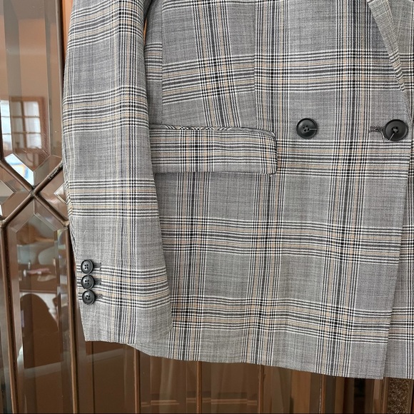 RW&CO Suiting Blazer - Picture 2 of 5